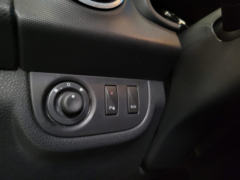 DACIA LOGAN II BERLINE 0.9 TCe 90ch eco² Ambiance MOTEUR A CHAINE / RADARS DE RECUL / BLUETOOTH