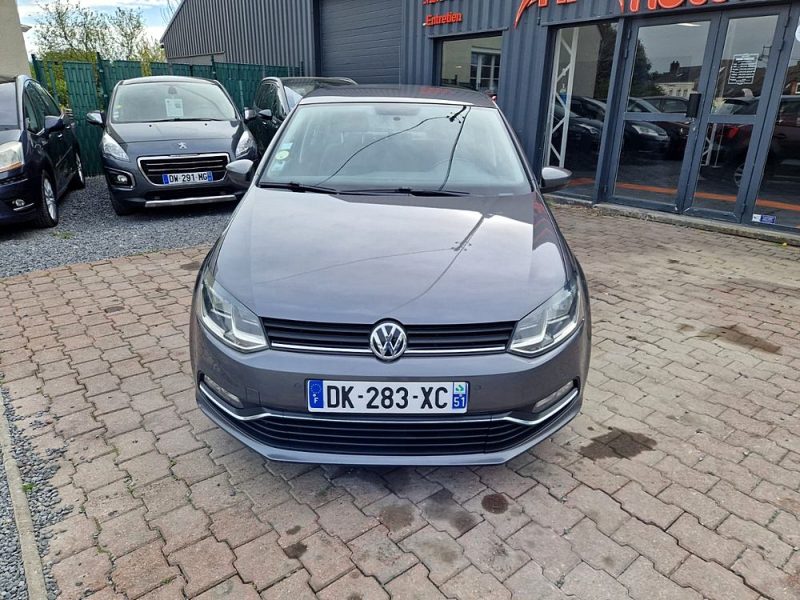 VOLKSWAGEN POLO V 1.4L TDI 90ch BlueMotion Technology Confortline / RÉVISER