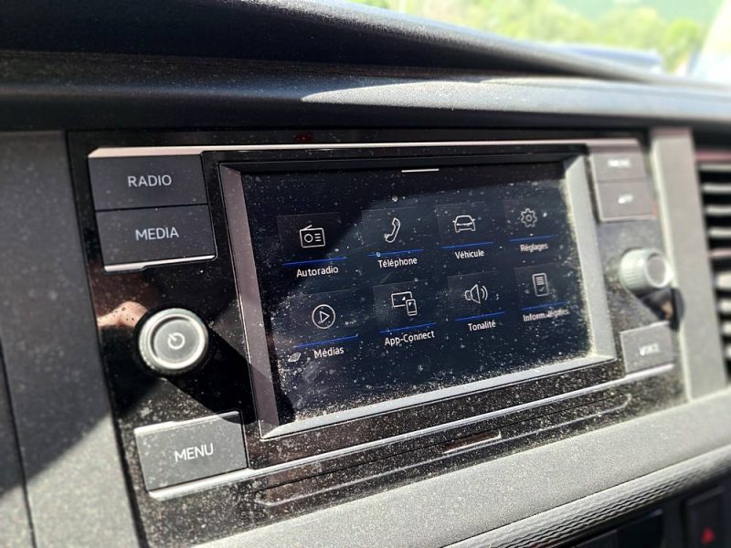 VOLKSWAGEN TRANSPORTER 2020