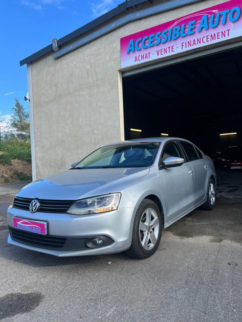 🌟 Volkswagen Jetta 1.6 TDI 105 Confortline 🌟