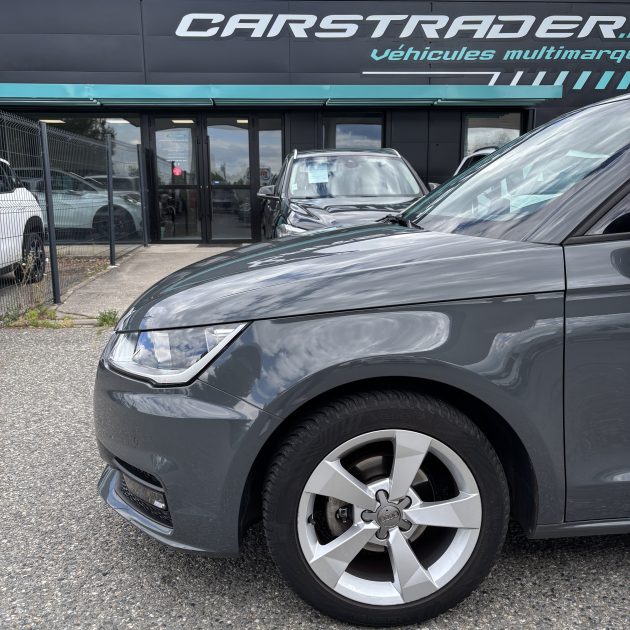 AUDI A1 SPORTBACK 1.4 TDI 90 cv S TRONIC AMBITION Garantie 12 mois