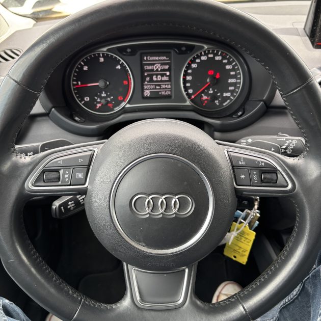 AUDI A1 SPORTBACK 1.4 TDI 90 cv S TRONIC AMBITION Garantie 12 mois