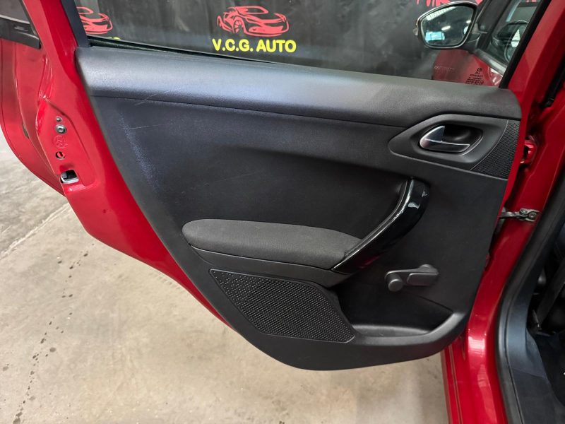 PEUGEOT 208 1.2 VTi 82 Active 