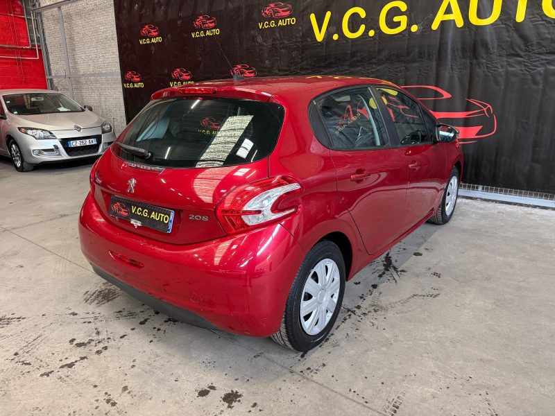 PEUGEOT 208 1.2 VTi 82 Active 