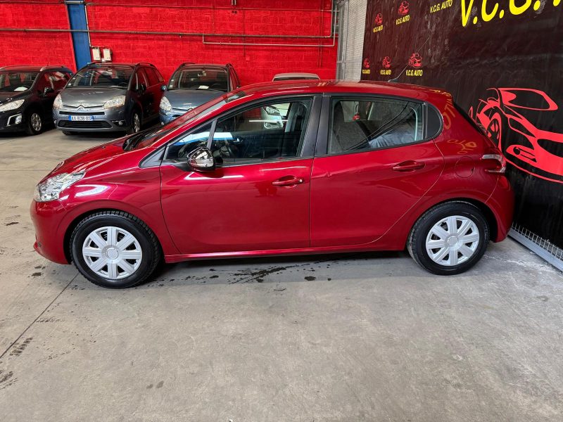 PEUGEOT 208 1.2 VTi 82 Active 