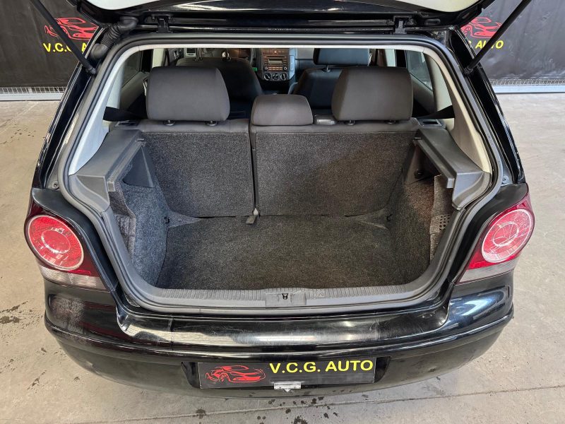 VOLKSWAGEN POLO 1.4i 80 Confortline