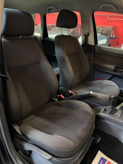 VOLKSWAGEN POLO 1.4i 80 Confortline