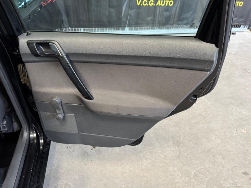 VOLKSWAGEN POLO 1.4i 80 Confortline