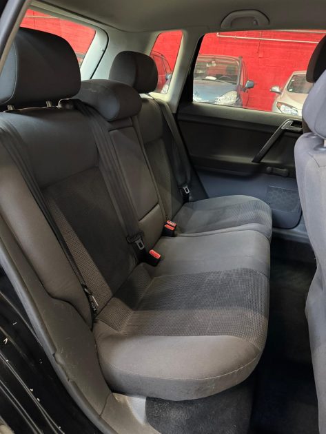 VOLKSWAGEN POLO 1.4i 80 Confortline