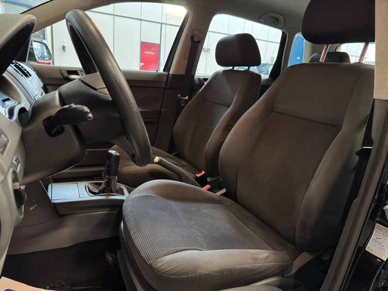 VOLKSWAGEN POLO 1.4i 80 Confortline
