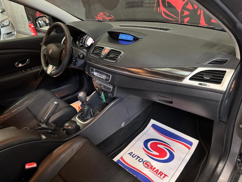 RENAULT MEGANE ESTATE 1.9 DCI 130 Privilege 