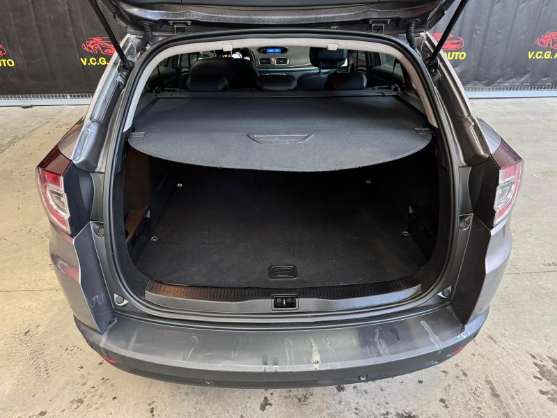 RENAULT MEGANE ESTATE 1.9 DCI 130 Privilege 