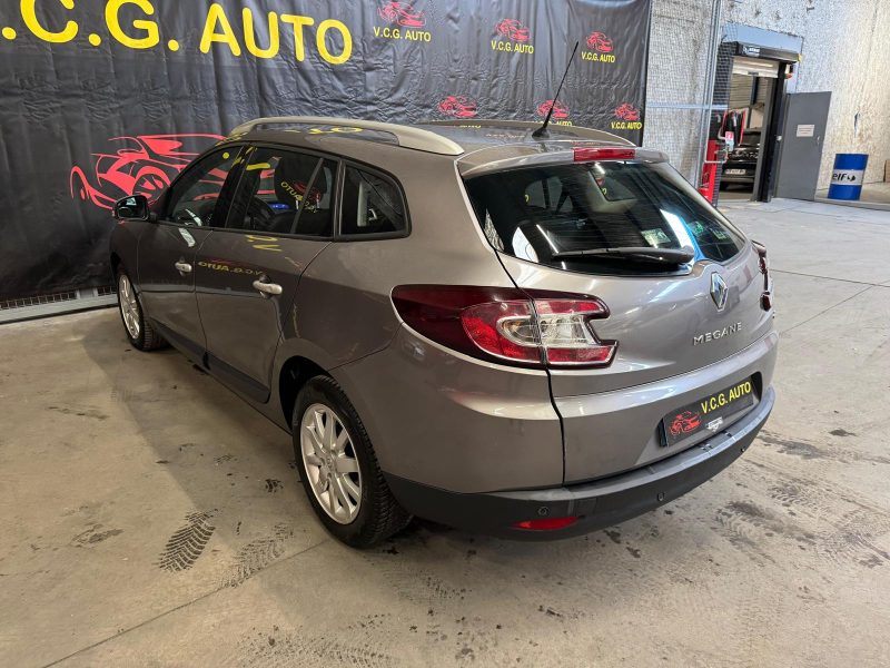 RENAULT MEGANE ESTATE 1.9 DCI 130 Privilege 