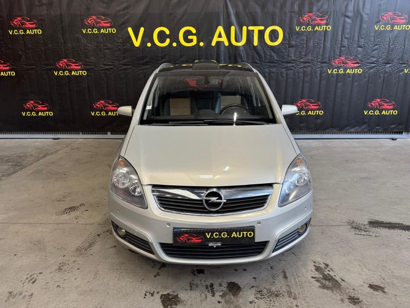 OPEL ZAFIRA 1.9 CDTI 120 Cosmo Pack 