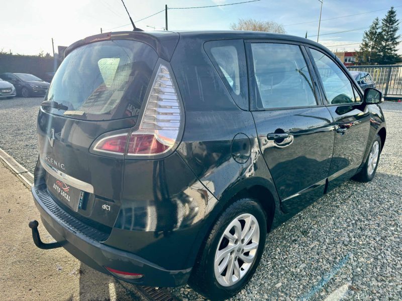 RENAULT MEGANE SCENIC 2013