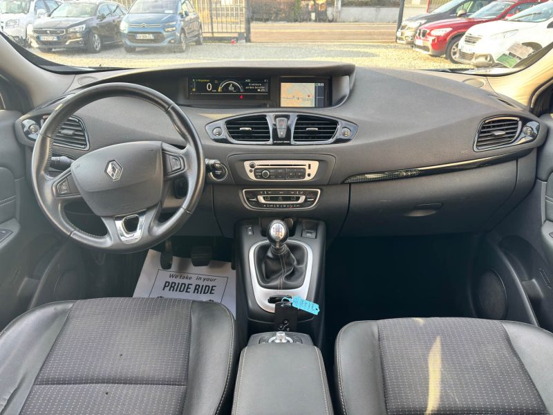 RENAULT MEGANE SCENIC 2013