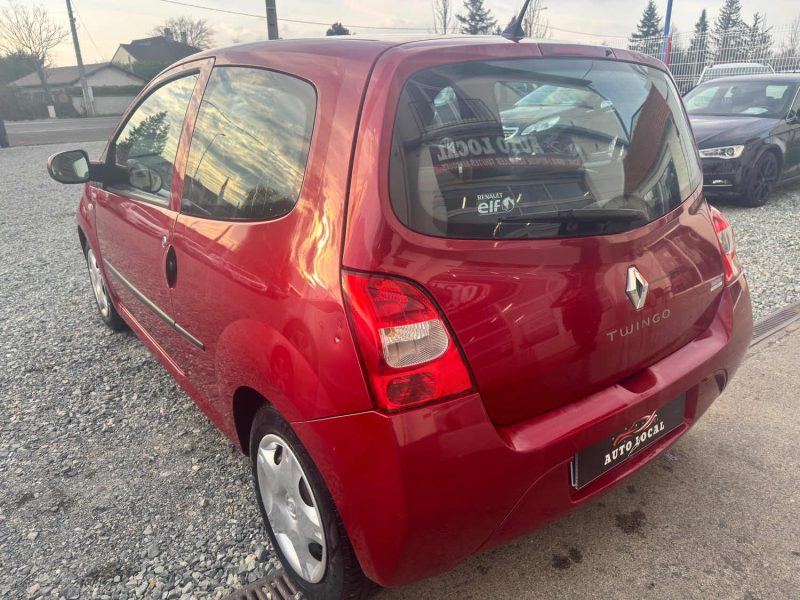 RENAULT TWINGO 2010