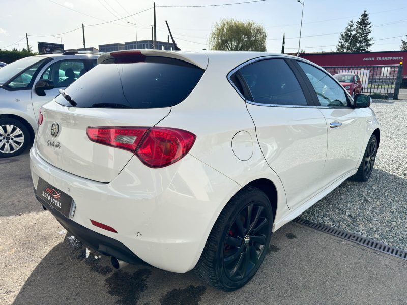 ALFA ROMEO GIULIETTA 2012