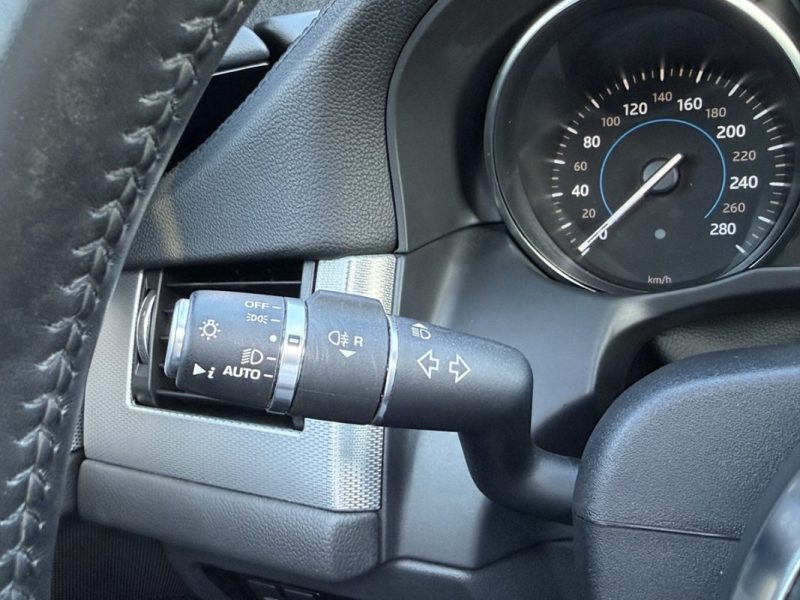 JAGUAR XF 2.0D E-PERFORMANCE 163 CUIR / TOIT OUVRANT / SIEGES CHAUFFANTS