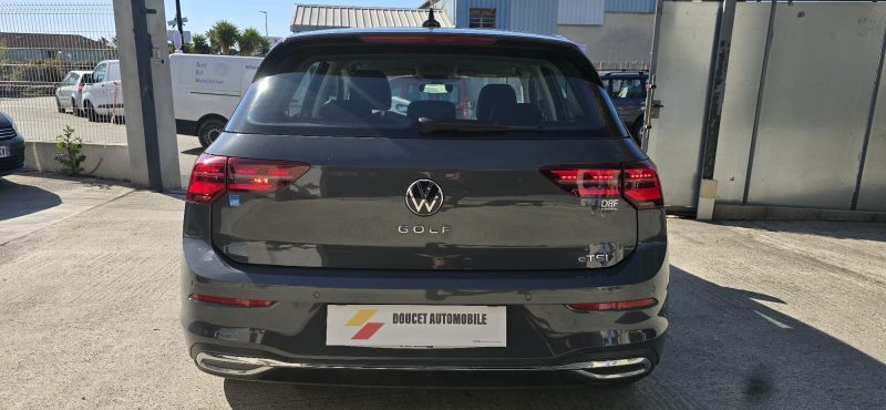 VOLKSWAGEN GOLF  2020