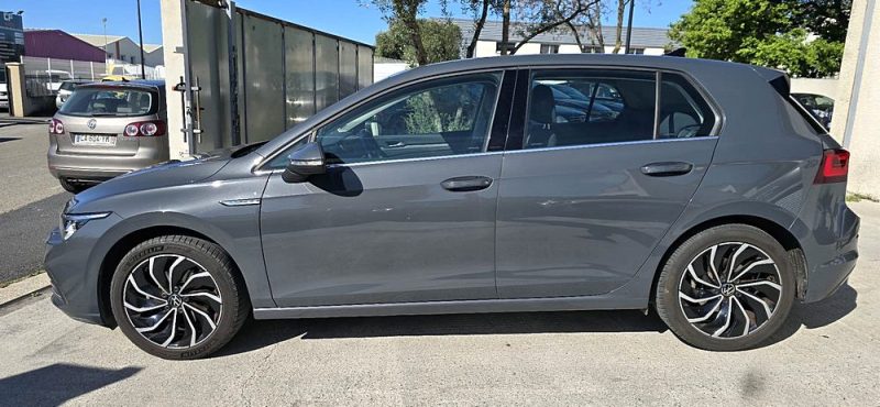 VOLKSWAGEN GOLF  2020