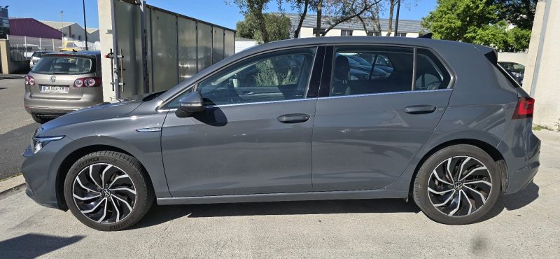 VOLKSWAGEN GOLF  2020