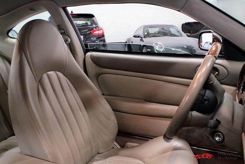 JAGUAR XK8 COUPE 4.0L 