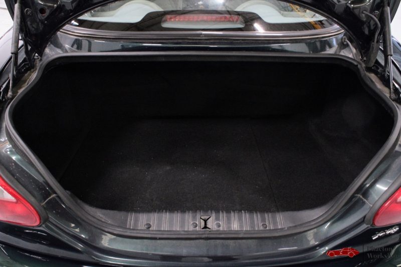 JAGUAR XK8 COUPE 4.0L 