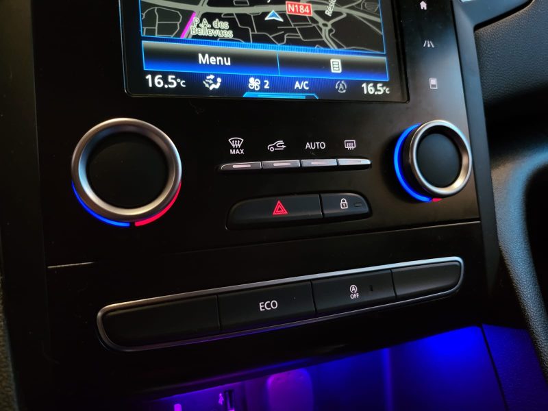 RENAULT MEGANE IV 1.2 TCE 130cv INTENS / CAMERA / AFFICHAGE TETE HAUTE / KEYLESS