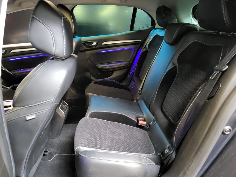 RENAULT MEGANE IV 1.2 TCE 130cv INTENS / CAMERA / AFFICHAGE TETE HAUTE / KEYLESS