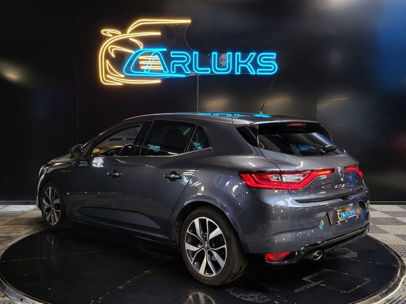 RENAULT MEGANE IV 1.2 TCE 130cv INTENS / CAMERA / AFFICHAGE TETE HAUTE / KEYLESS