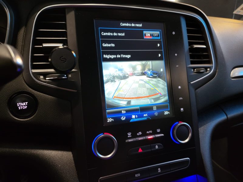 RENAULT MEGANE IV 1.2 TCE 130cv INTENS / CAMERA / AFFICHAGE TETE HAUTE / KEYLESS