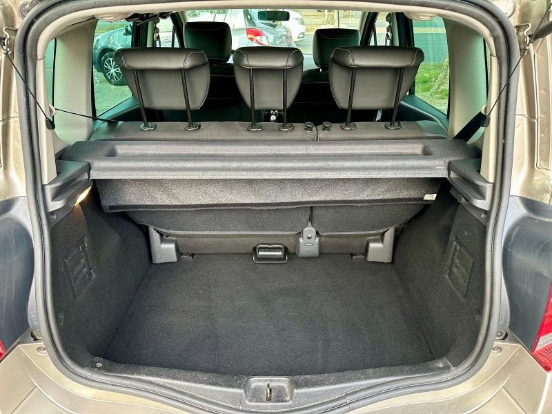 RENAULT GRAND MODUS 2012