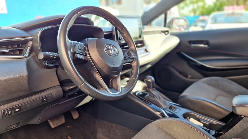 TOYOTA COROLLA 2019