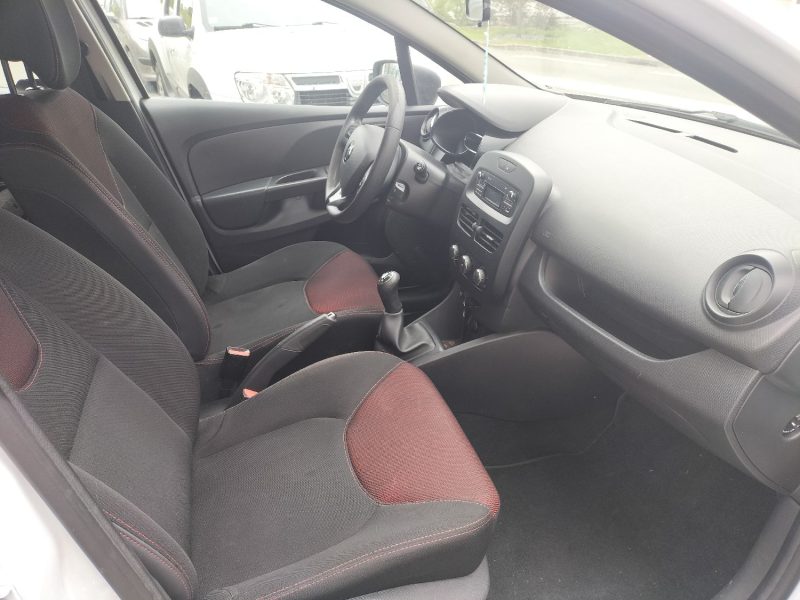 RENAULT CLIO SOCIETE 2015