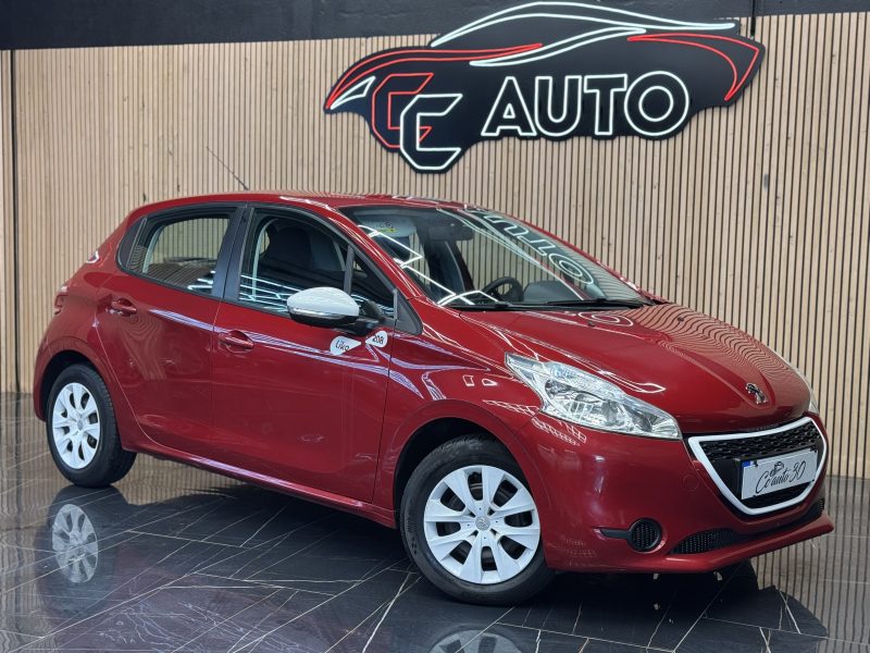 PEUGEOT 208 2015