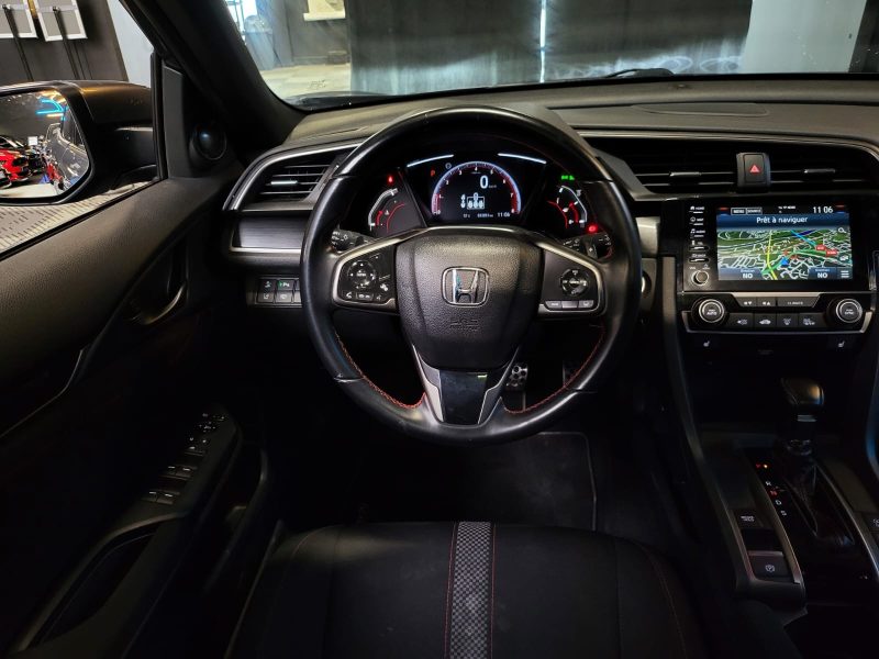 HONDA CIVIC 1.0 VTEC 127 CV SPORT LINE / TOIT OUVRANT / SIEGES CHAUFFANTS / CAMERA DE RECUL / ANGLE 