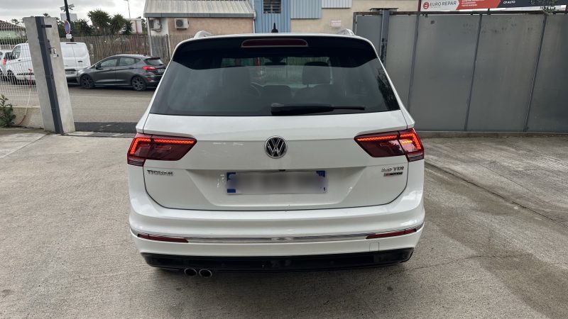 VOLKSWAGEN TIGUAN 2016