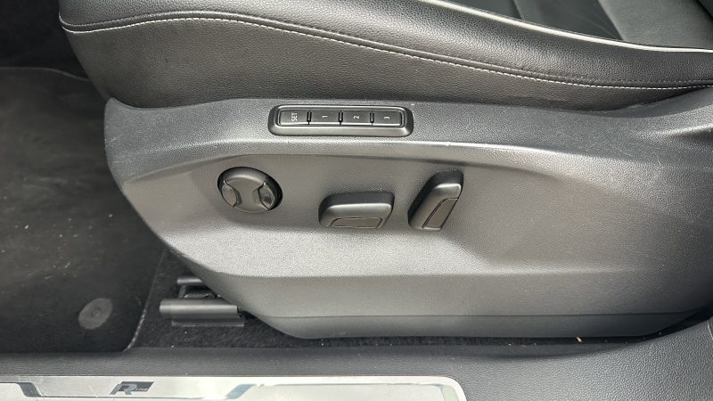 VOLKSWAGEN TIGUAN 2016