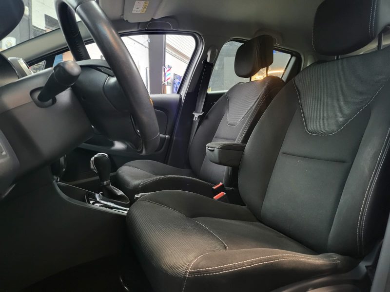 RENAULT CLIO IV 1.5 dCi 90cv Business EDC6 / FAIBLE KILOMETRAGE
