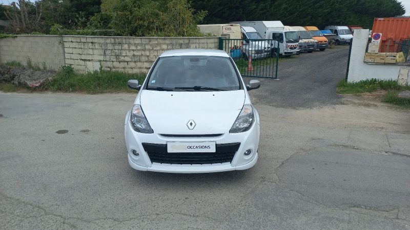 RENAULT CLIO 3 1.5 DCI GT 2009