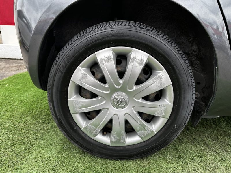 TOYOTA YARIS II 2008