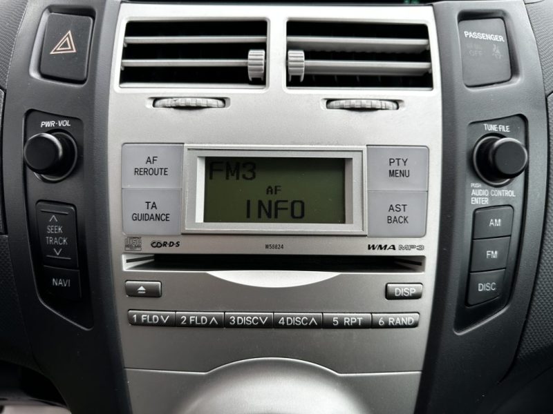 TOYOTA YARIS II 2008