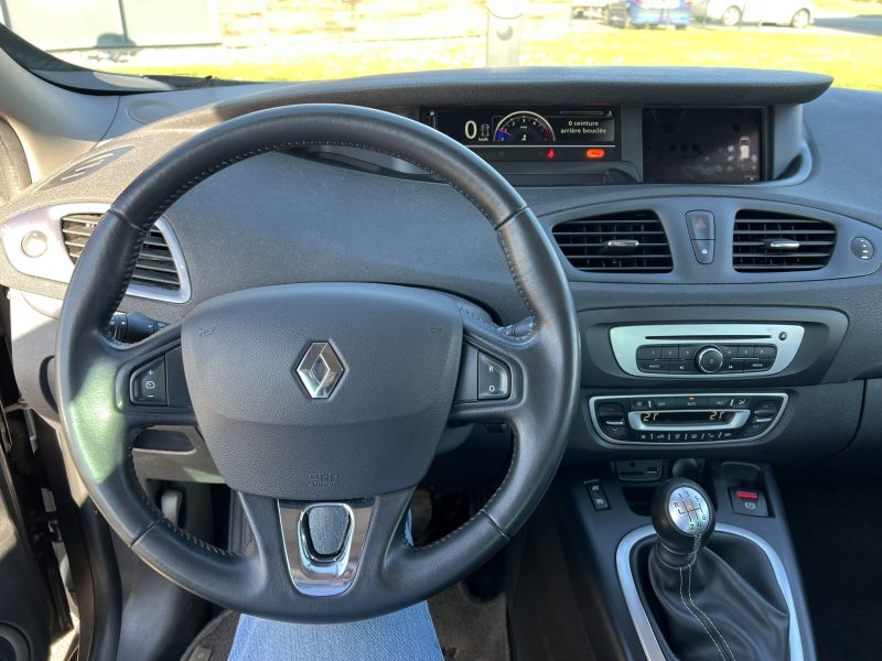 RENAULT MEGANE SCENIC 2014