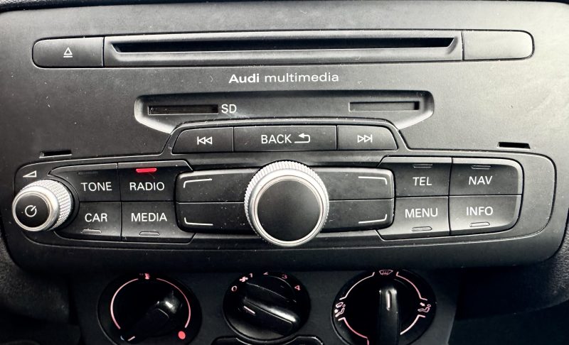 AUDI A1 1.6L 16V TDi 90cv AMBITION / Révisée&Garantie