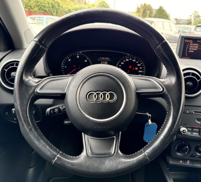 AUDI A1 1.6L 16V TDi 90cv AMBITION / Révisée&Garantie