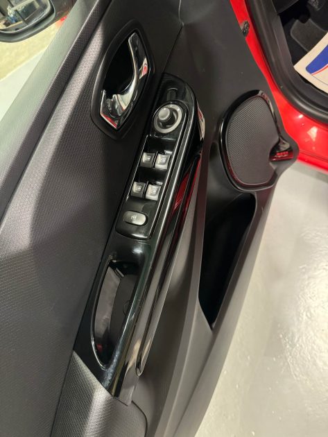 RENAULT CLIO 0.9 TCE 90 ENERGY ECO2 INTENS