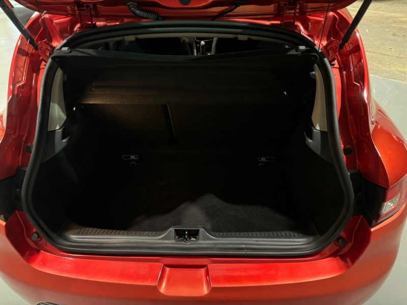 RENAULT CLIO 0.9 TCE 90 ENERGY ECO2 INTENS