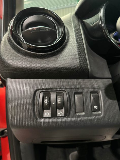 RENAULT CLIO 0.9 TCE 90 ENERGY ECO2 INTENS