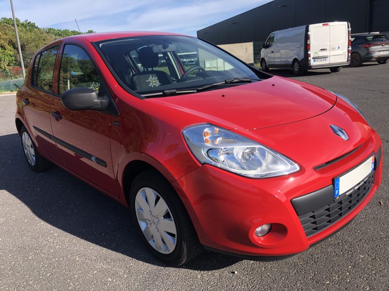 RENAULT CLIO 3 ph. 2 / 1.2 16V 1ère Main "Yahoo"